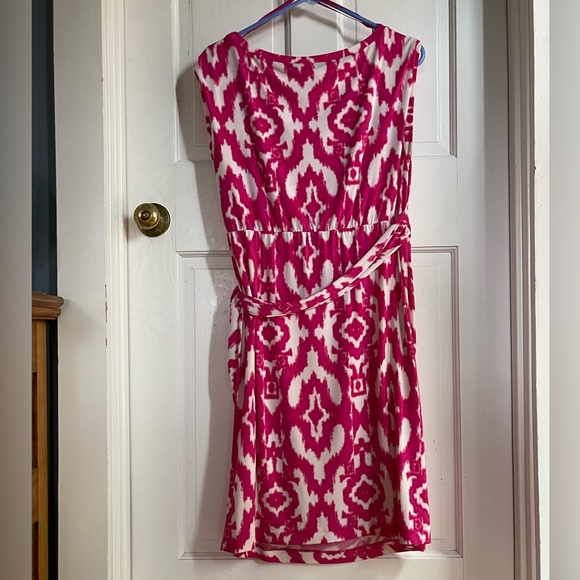 Claus Women’s Pink and White Print Summer Dress - Picture 2 of 4